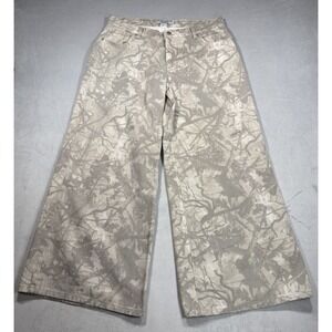 Refrain Los  Angeles Camouflage Women's  Size 13/31 Printed Wide Leg Pants .